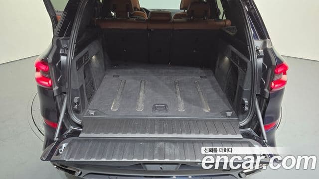 BMW X5 2021 — Photo 24/31