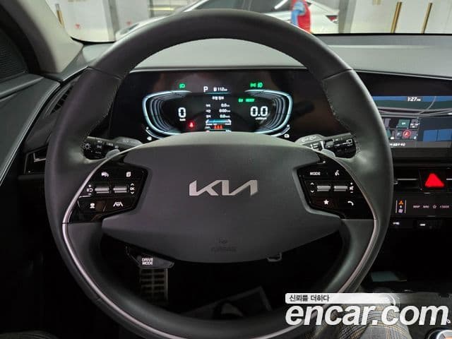 Kia Niro 2022 — Şəkil 7/14