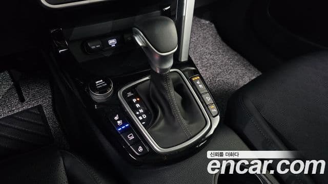 Kia Seltos 2022 — ფოტო 9/20