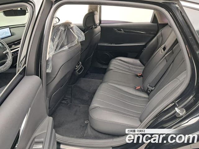 Genesis Electrified G80 2020 — Şəkil 12/20