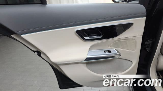 Mercedes-Benz E-Class 2024 — Şəkil 8/30