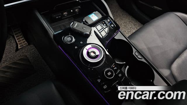 Kia Sportage 2023 — ფოტო 9/20