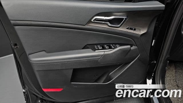 Kia Sportage 2023 — Photo 26/34