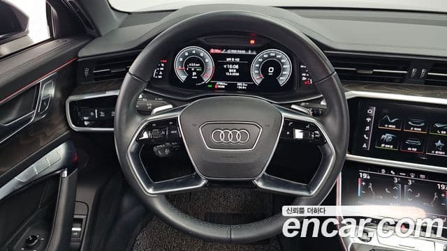 Audi A6 2022 — Фото 13/20