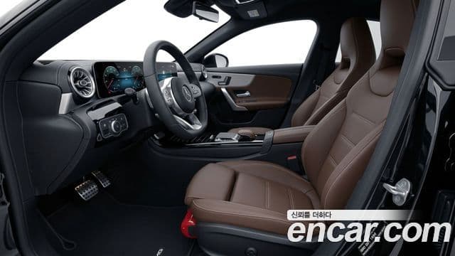 Mercedes-Benz CLA-Class 2025 — Фото 9/11
