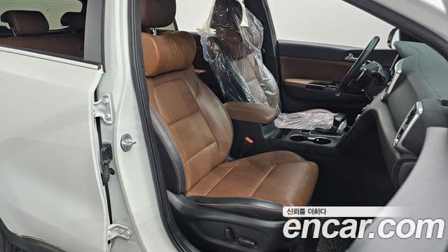 Kia Sportage The Bold 2019 — Фото 11/20