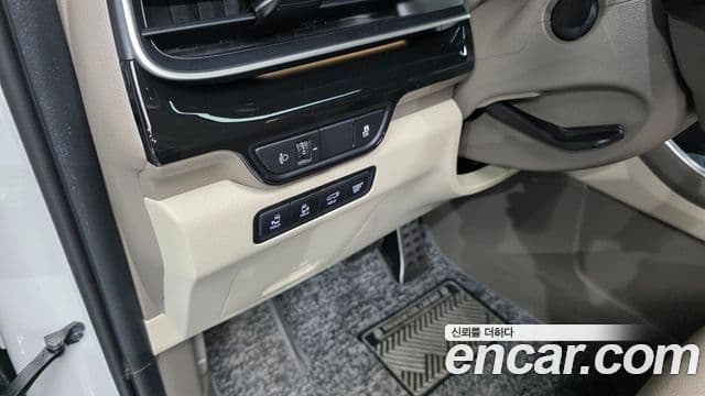 Kia Carnival 2025 — ფოტო 18/20
