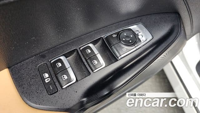 Kia K5 2020 — ფოტო 13/20