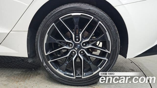 Kia K5 2020 — Photo 27/30