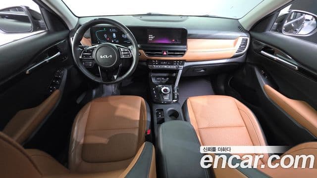 Kia Seltos 2022 — ფოტო 7/20