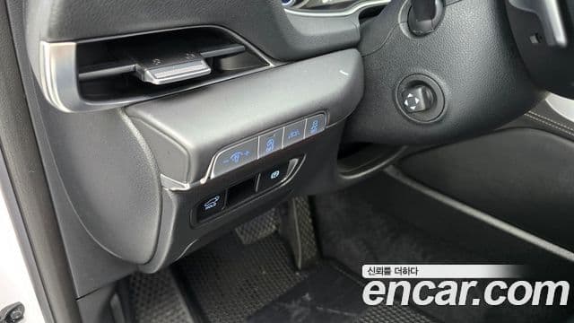 Genesis GV80 2021 — Şəkil 18/20