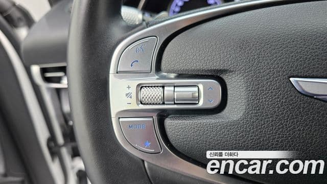 Genesis GV80 2021 — Photo 14/33