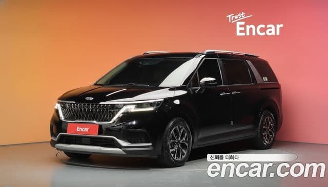 Kia Carnival 2021 — Фото 1/20