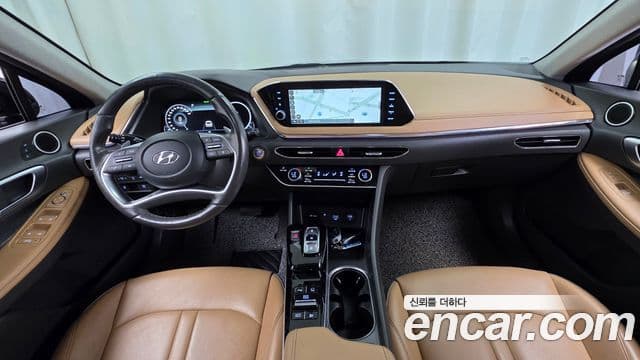 Hyundai Sonata 2022 — ფოტო 7/20