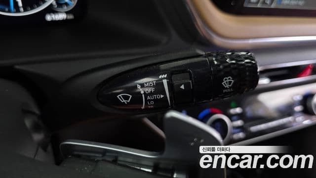 Hyundai Sonata Hybrid 2022 — Photo 19/33