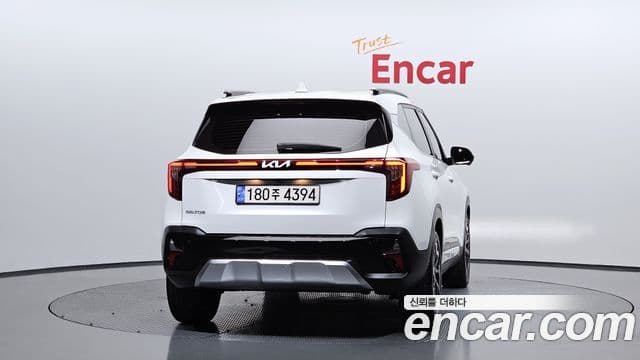 Kia Seltos 2023 — Şəkil 4/20
