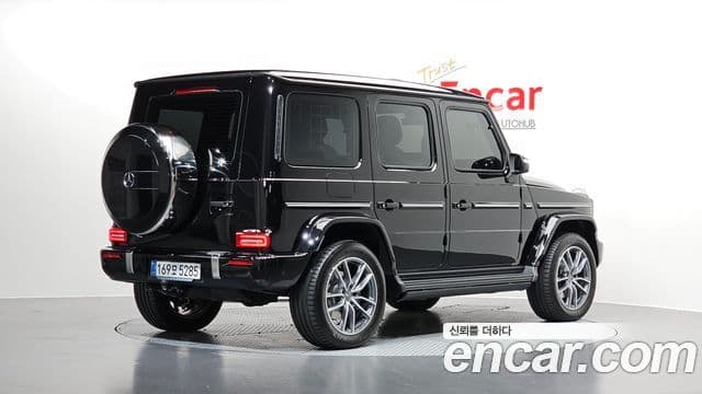 Mercedes-Benz G-Class 2025 — Фото 2/20