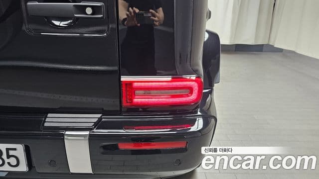Mercedes-Benz G-Class 2025 — Photo 12/30