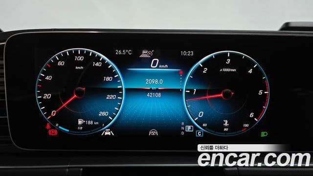 Mercedes-Benz GLE-Class 2021 — Фото 8/20