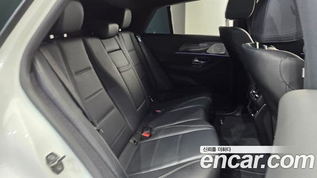 Mercedes-Benz GLE-Class 2021 — Фото 11/20