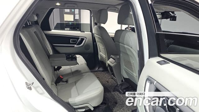 Land Rover Discovery Sport 2018 — Şəkil 13/20