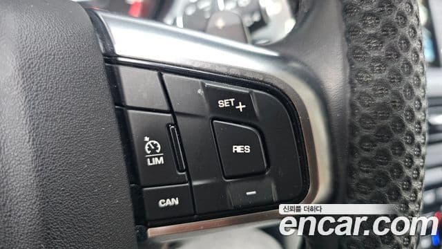 Land Rover Discovery Sport 2018 — Şəkil 19/20