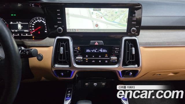 Kia Sorento 2023 — Şəkil 15/20