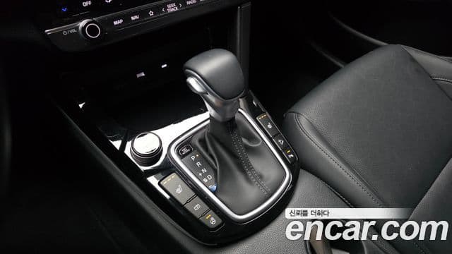 Kia Seltos 2025 — Şəkil 9/20