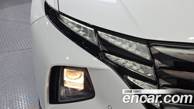 Hyundai Tucson Hybrid 2022 — Şəkil 23/30