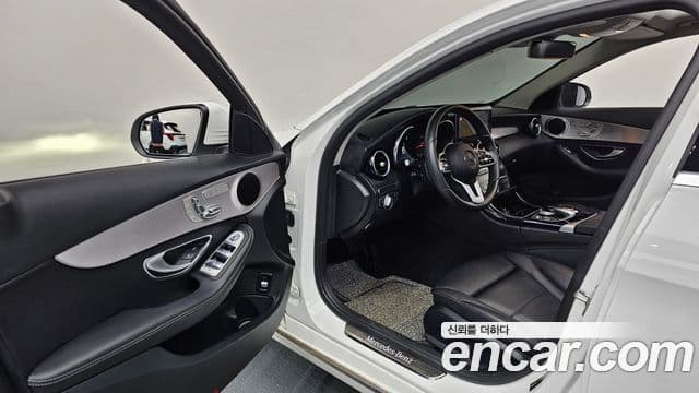 Mercedes-Benz C-Class 2020 — ფოტო 10/20