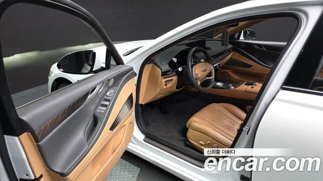 Genesis Electrified G80 2020 — ფოტო 9/20