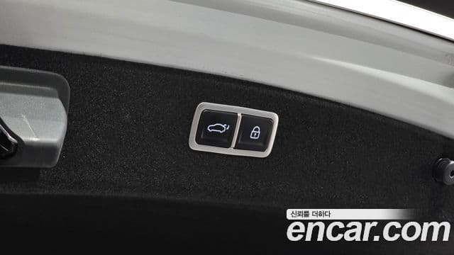 Genesis Electrified G80 2020 — ფოტო 19/20