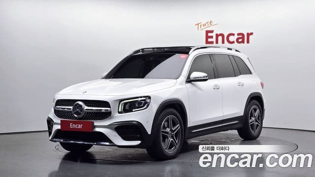 Mercedes-Benz GLB-Class 2021 — Şəkil 10/20