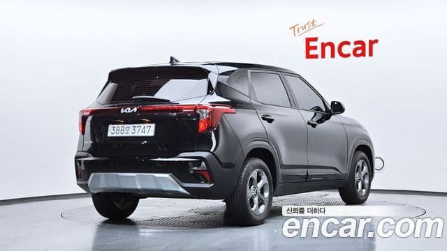 Kia Seltos 2023 — Şəkil 2/20