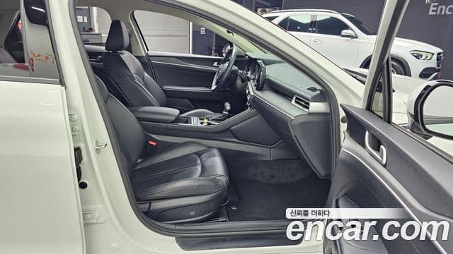 Kia K5 2023 — ფოტო 11/20