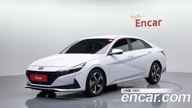 Hyundai Avante 2022 — Фото 1/20