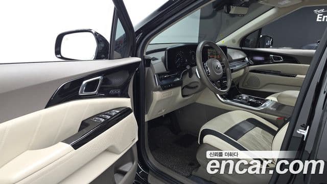 Kia Carnival 2021 — Şəkil 10/20