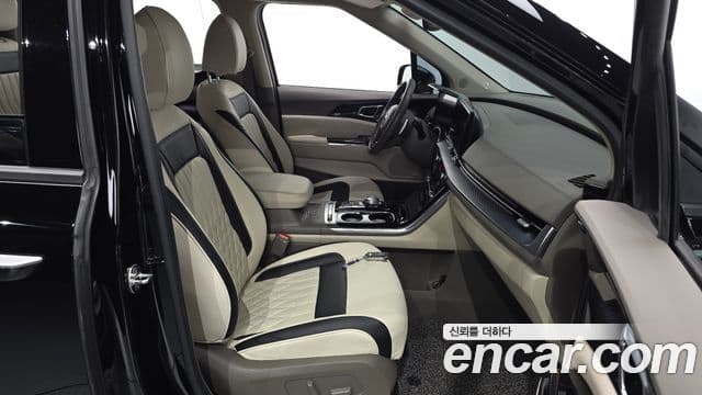 Kia Carnival 2021 — Şəkil 12/20