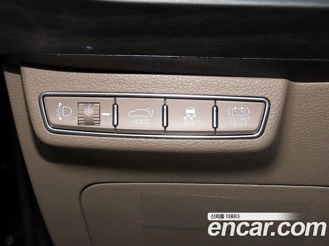 Kia K8 2022 — Şəkil 13/20