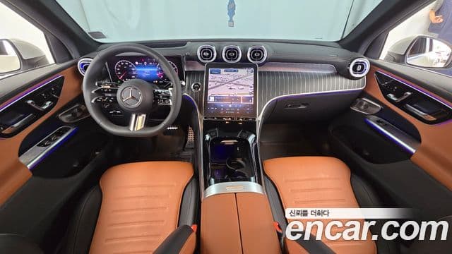 Mercedes-Benz GLC-Class 2023 — ფოტო 7/20