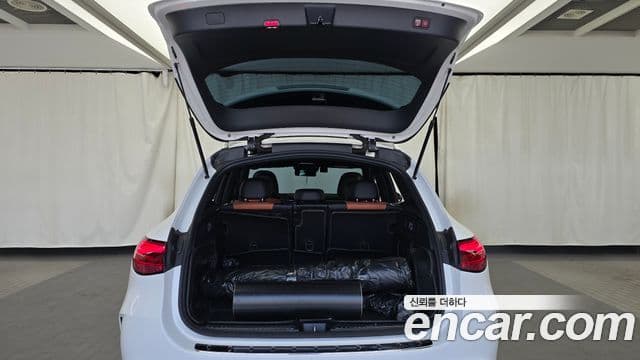 Mercedes-Benz GLC-Class 2023 — ფოტო 20/20