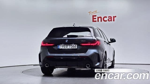 BMW 1 Series 2021 — Şəkil 4/20