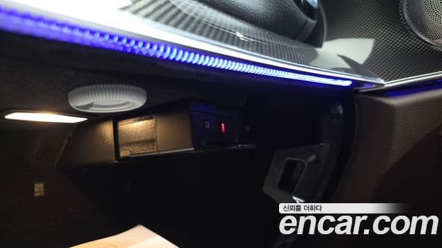 Mercedes-Benz E-Class 2019 — Photo 4/35