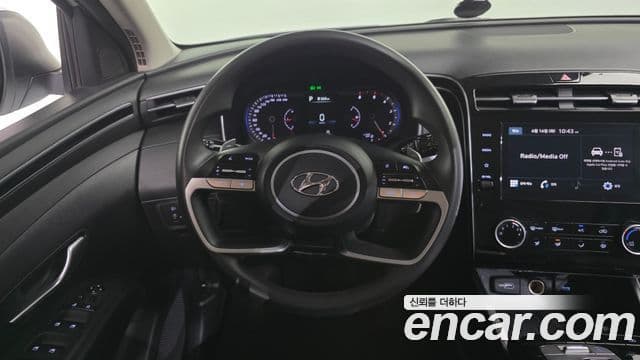 Hyundai Tucson Hybrid 2023 — Şəkil 16/20