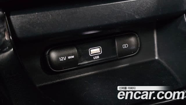 Kia Seltos 2020 — Şəkil 12/20