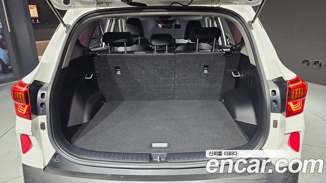 Kia Seltos 2020 — Şəkil 16/20
