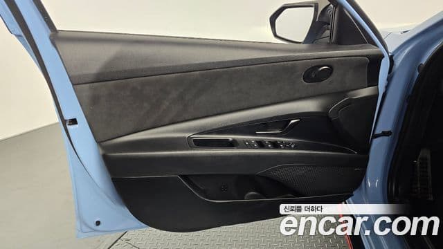 Hyundai The New Avante Hybrid 2021 — Photo 5/35
