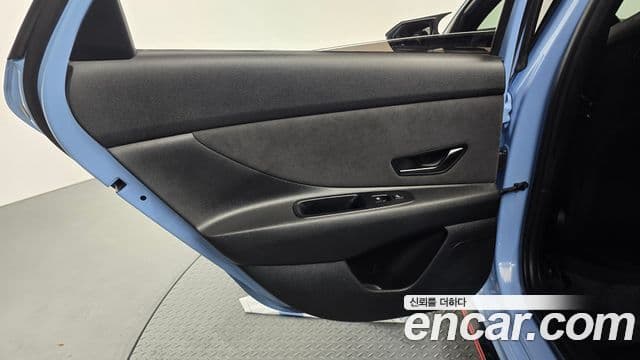 Hyundai The New Avante Hybrid 2021 — Photo 14/35