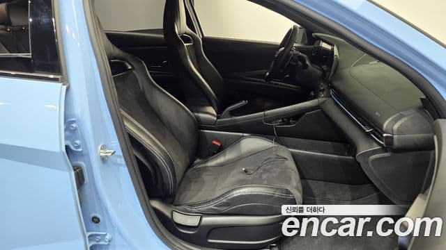 Hyundai The New Avante Hybrid 2021 — Photo 32/35