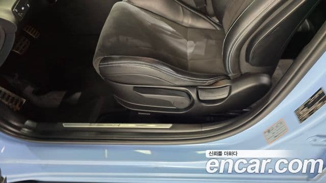 Hyundai The New Avante Hybrid 2021 — Photo 33/35
